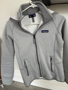 Patagonia Women’s Gray Full-Zip Hooded Fleece Jacket